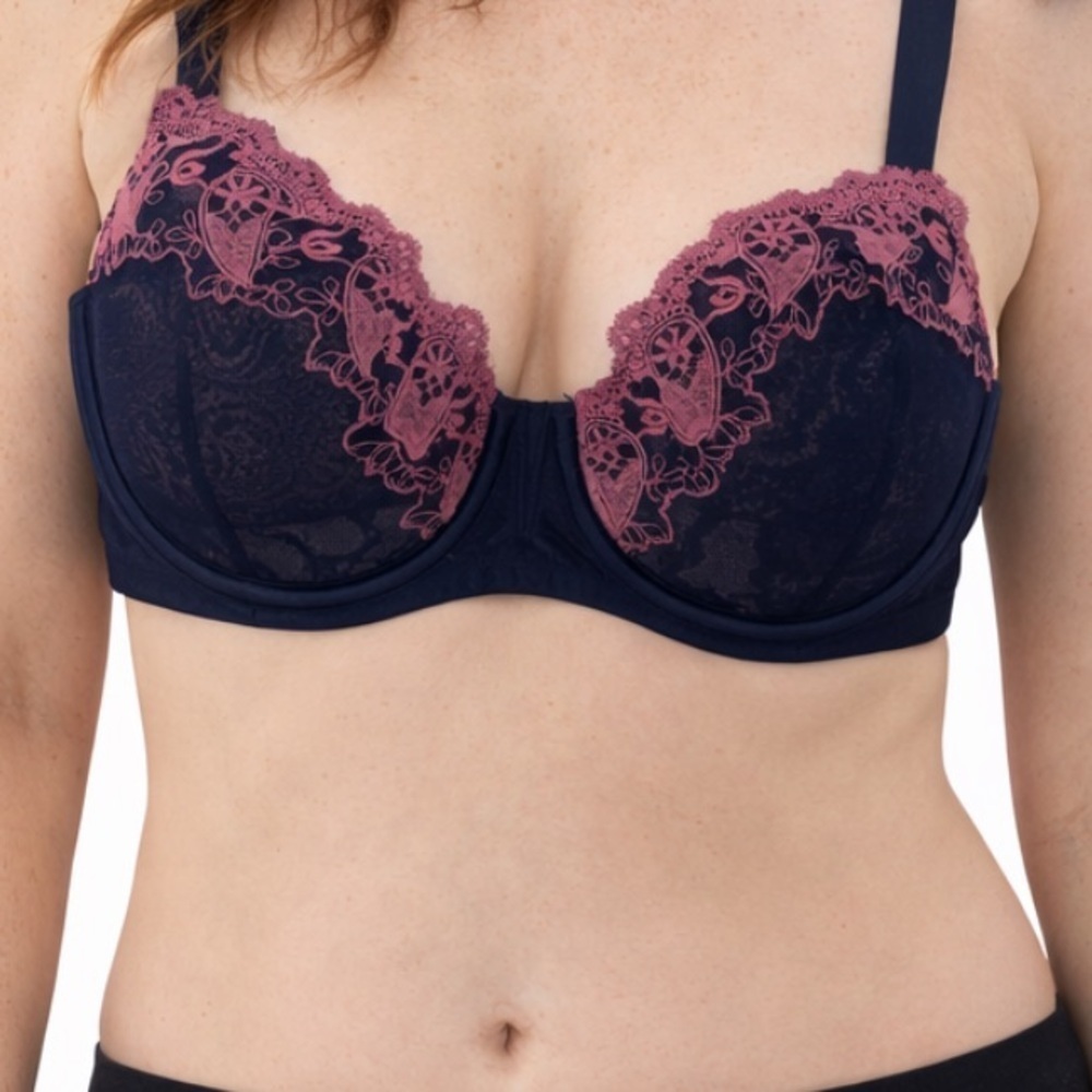 EUC CACIQUE 36DDD FULL COVERAGE LACE BRA FLORAL